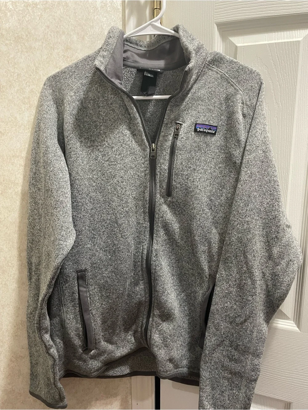 Patagonia Men’s Gray Full-Zip Fleece Jacket